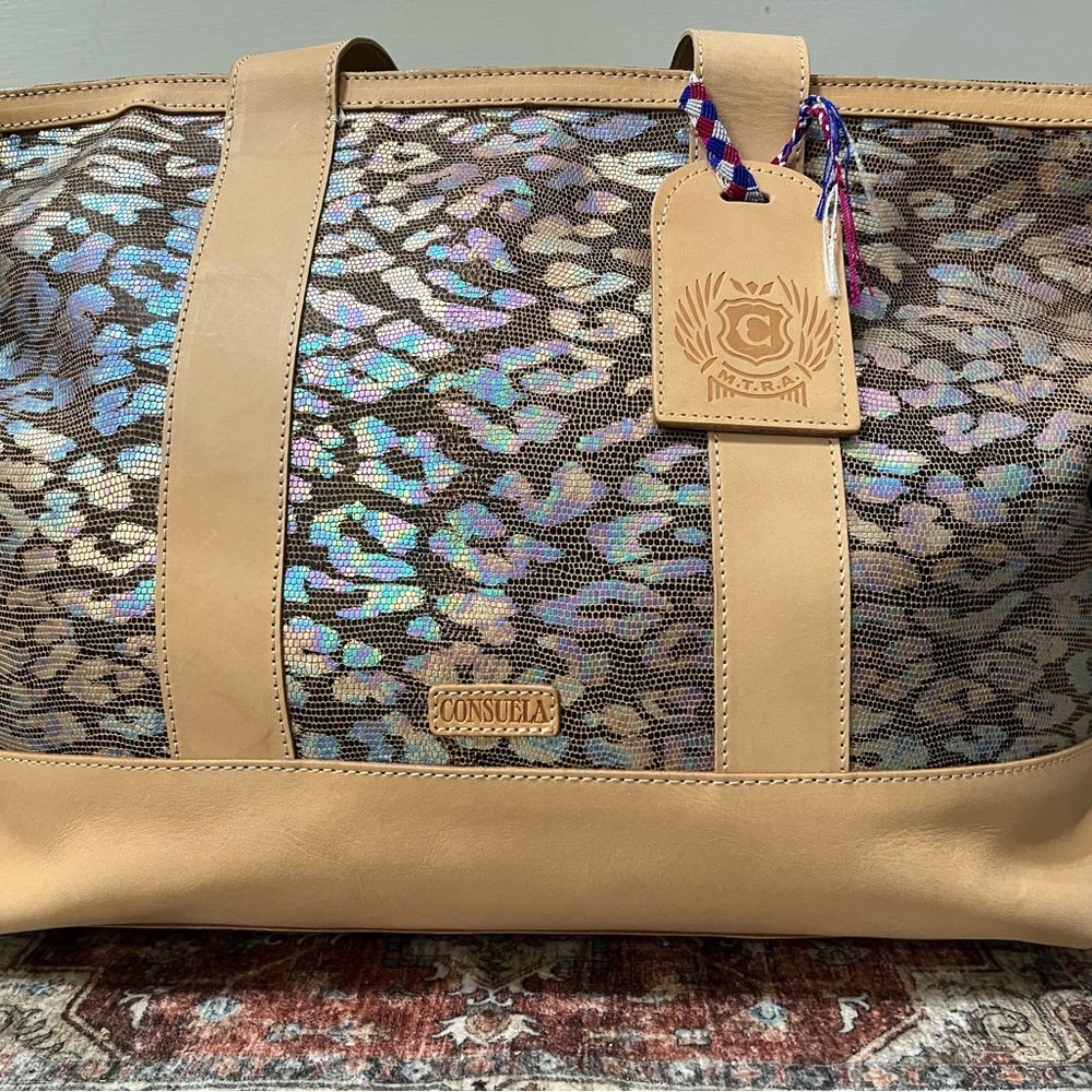 Consuela Iris Max Tote w/Strap - Picture 2 of 15